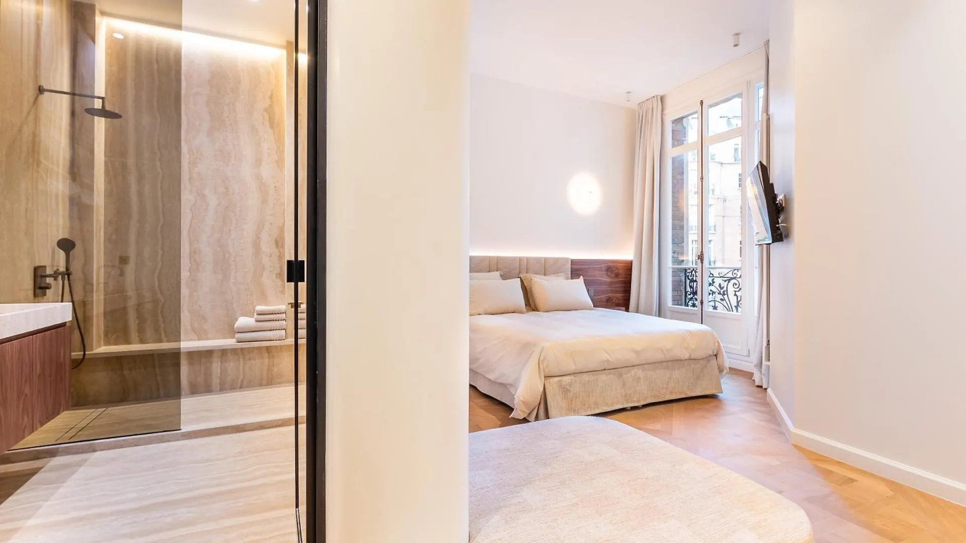 Luxurious Suite Eiffel Tower Flandrin Muette Ac Paris Apartment